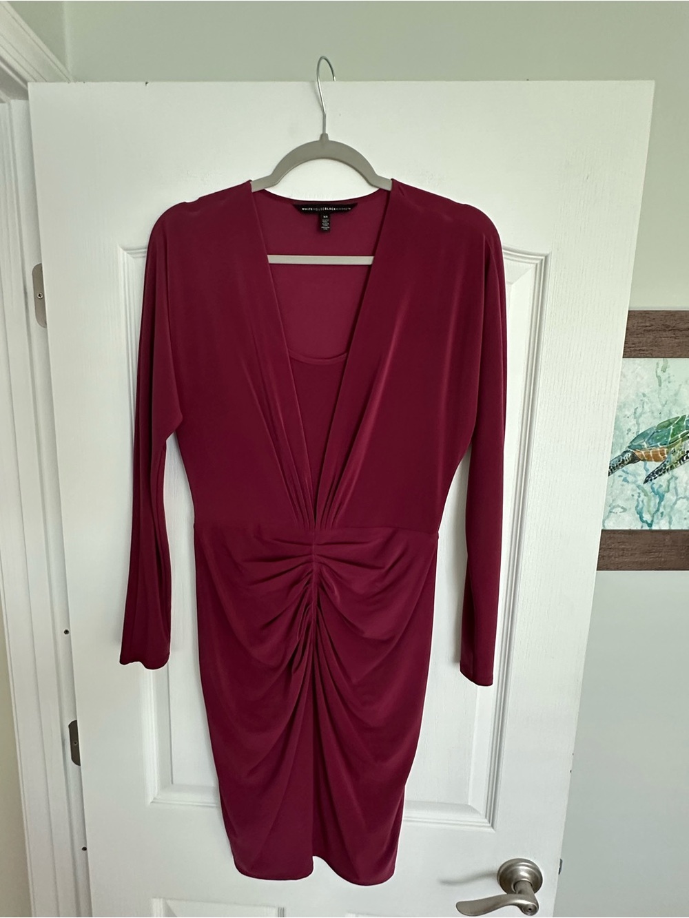 White House Black Market NWOT Long-Sleeve Ruched V-Neck Fitted Dress in Wine.